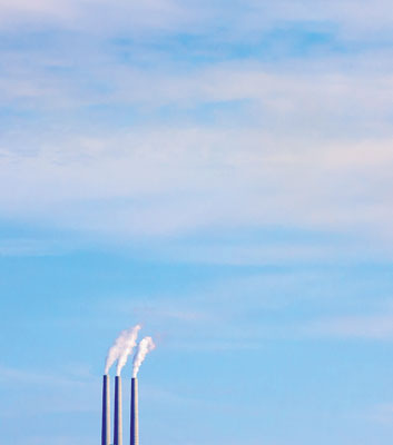 Atmospheric concentrations of geenhouse gases are still increasing, partly due to the burning of fossil fuels. (Photo: Getty Images/National Geographic Creative)