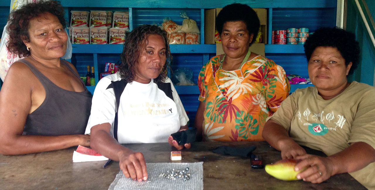 Tourism plays a minor role in the north of the Fiji islands – cultured pearls present an opportunity to bolster low incomes.