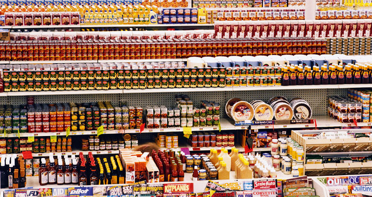 Wenn für jeden etwas dabei ist – Vielfalt des Angebots in einem westlichen Supermarkt. (Foto: Getty Images/Chuck Keeler)