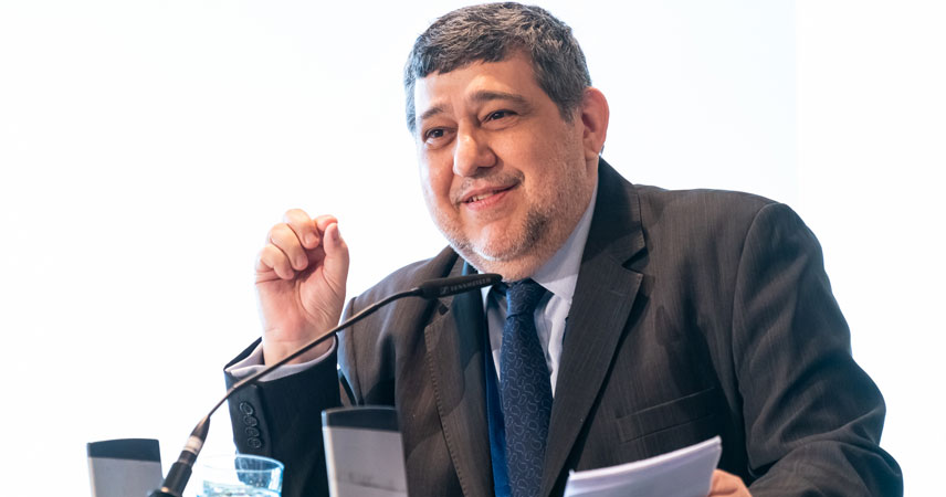 Eduardo Soriano ist Abteilungsleiter für Technische Anwendungen im brasilianischen Ministerium für Wissenschaft, Technik und Innovation. © GIZ/Thomas Ecke